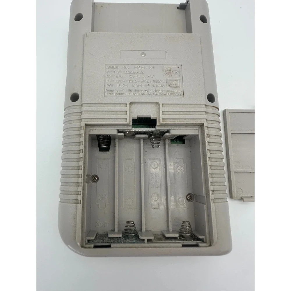 Nintendo Game Boy DMG-01 Original Handheld Console Grey For Parts Repair